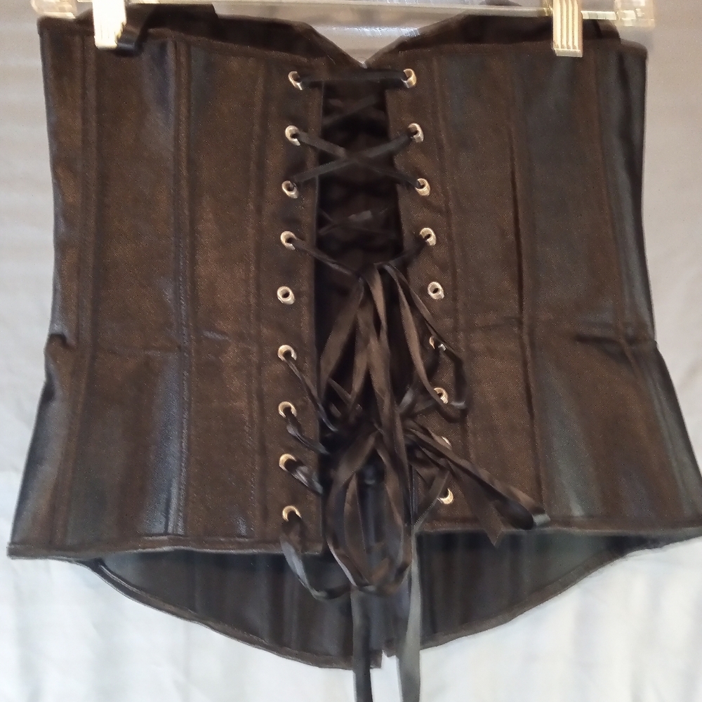 AoBao Gothic Black Satin Corset and Skirt Set - Picture 3 of 7
